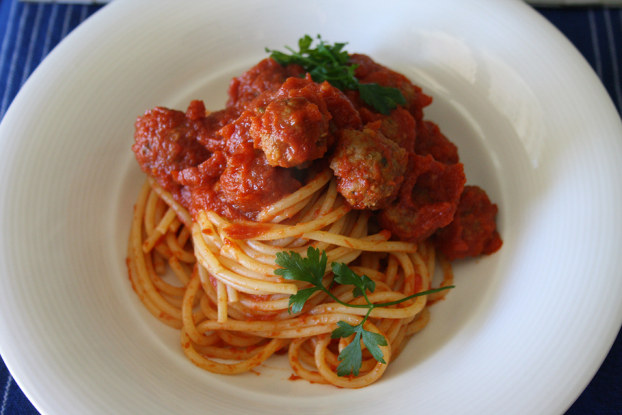 Ricetta Spaghetti con Polpette e Pomodoro 