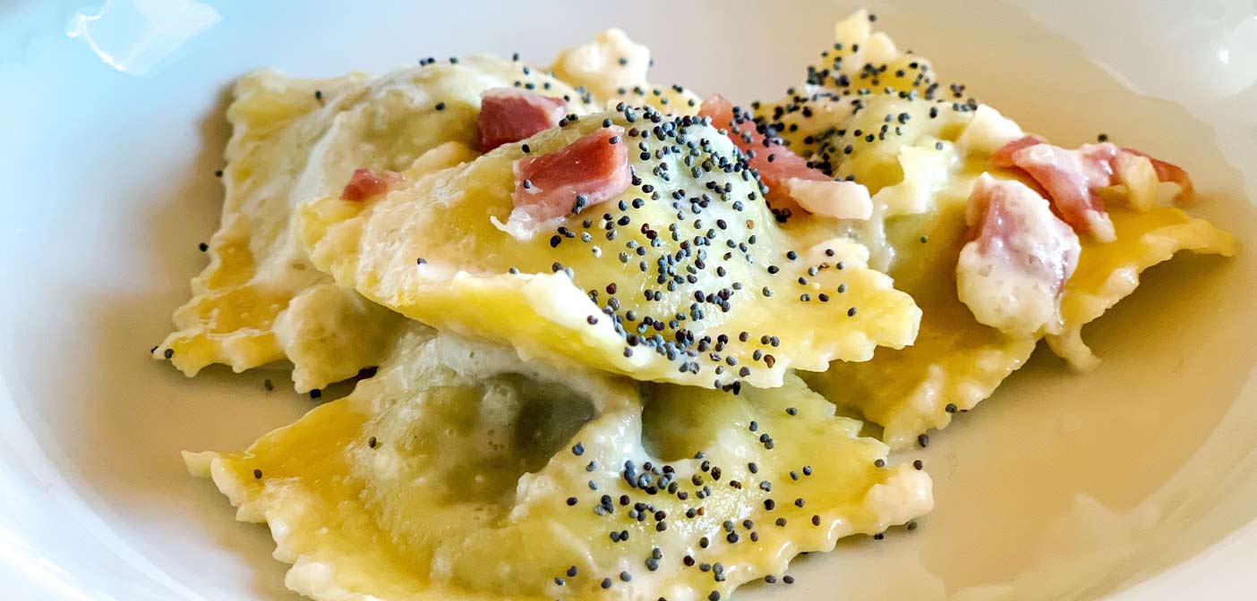 Ravioli Con Radicchio Speck E Crema Alla Birra Ecco La Ricetta